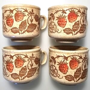 🇬🇧 Vintage Churchill Wild Strawberry Tea Cup  - Set of 4
